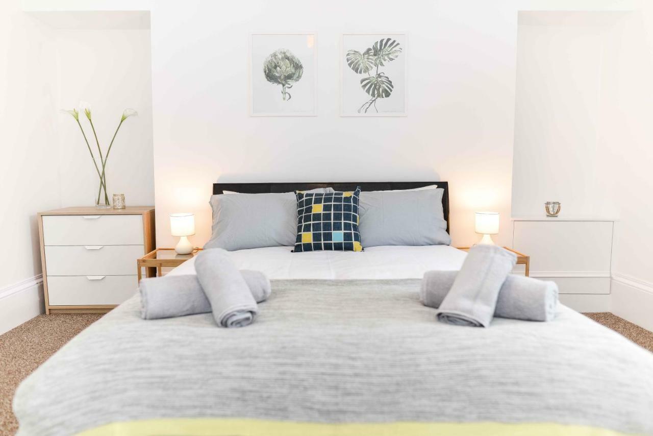 Stafford Modern Apartment Aberdeen